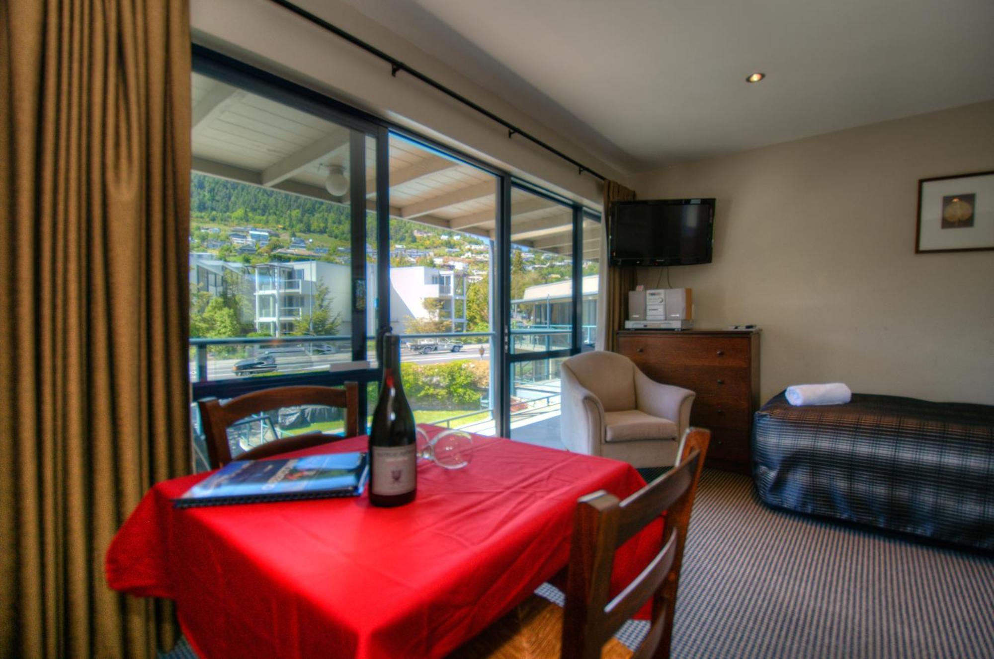 Four Seasons Motel Queenstown Ngoại thất bức ảnh